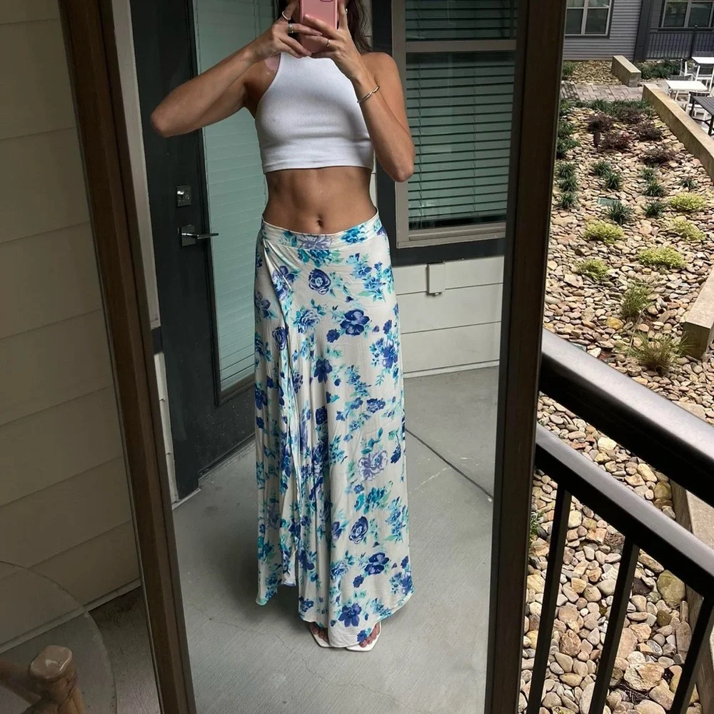 Olivaceous floral maxi skirt - Picture 3 of 5